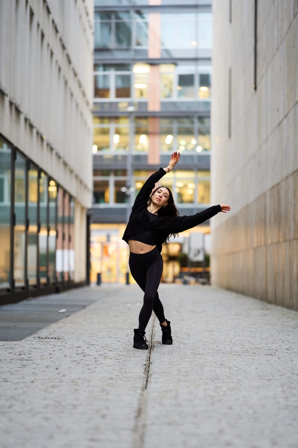 A foto of @franzi_orthey in a dancer's pose
