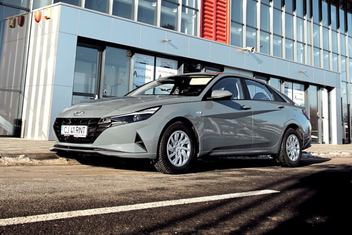 Hyundai Elantra 2023