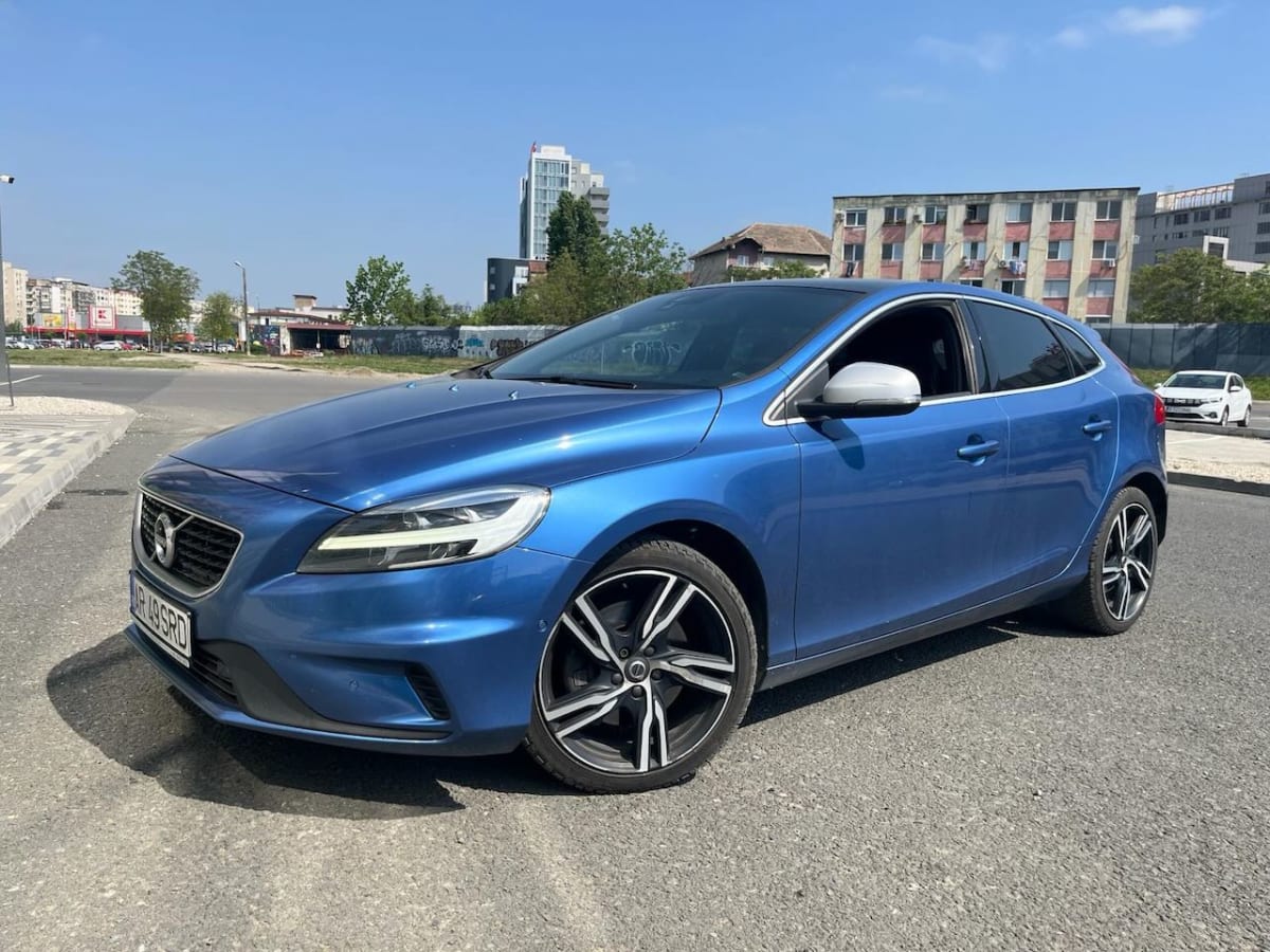Volvo V40 2018