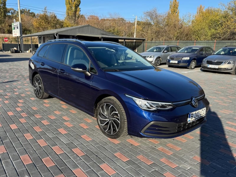 Volkswagen Golf 2023