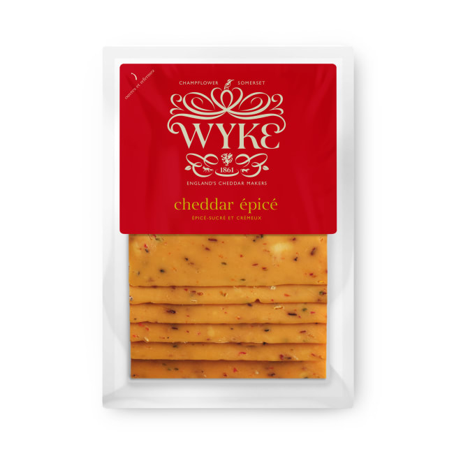 Sliced Cheddar with Chili 160g, Wyke Farms