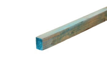 angled side view of 1.5x1 bs5534 sawn treated timber