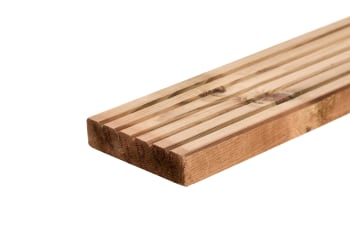 38mm x 150 decking angle grooved smooth