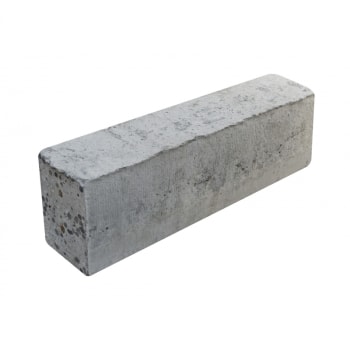 angled side view of concrete padstone