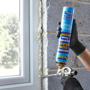 using everbuild expanding foam gun grade around a window