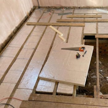 xr4000 in timber frame floor