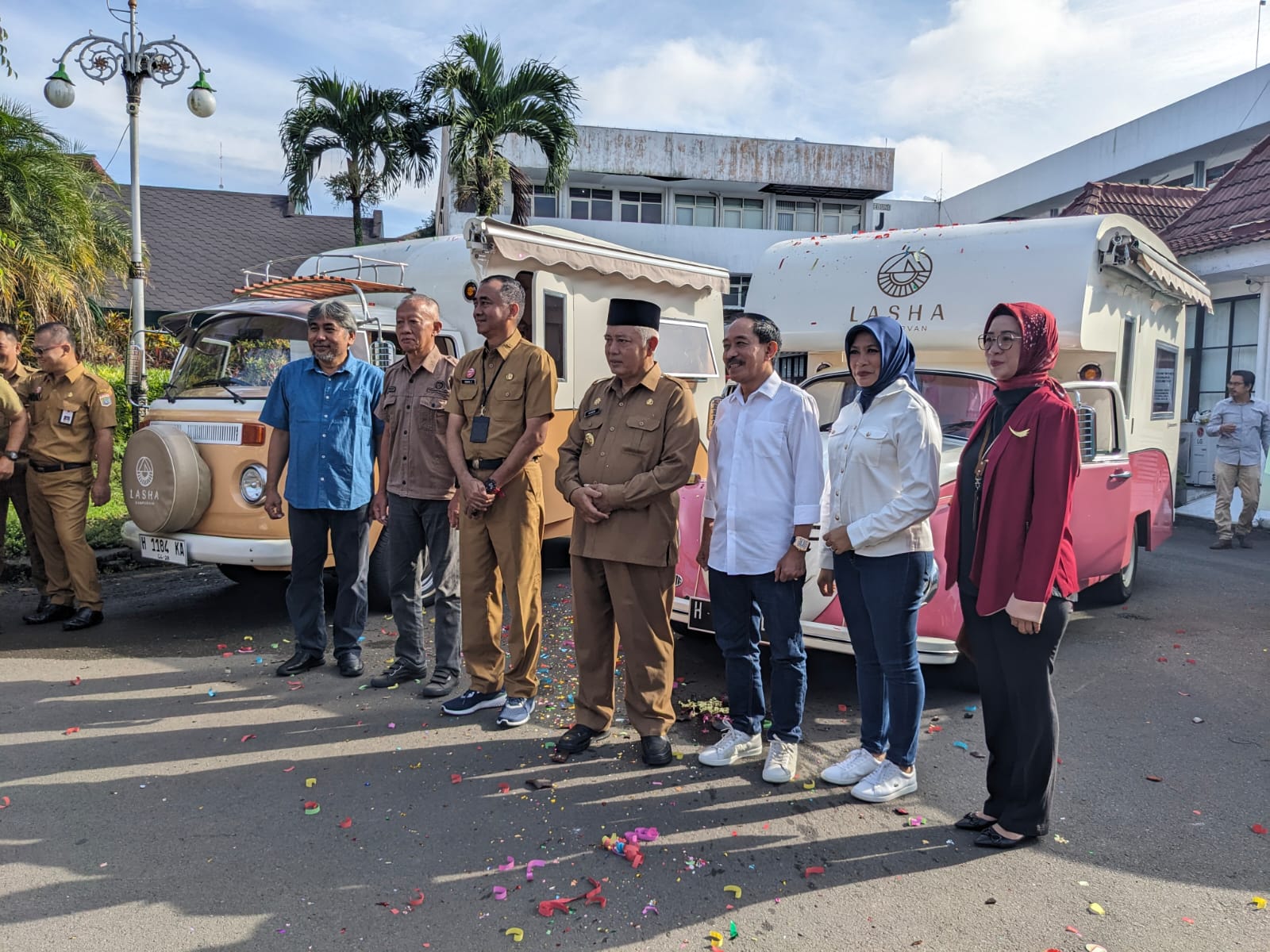 BUPATI MALANG RESMIKAN CAMPERVAN WISATA KABUPATEN MALANG