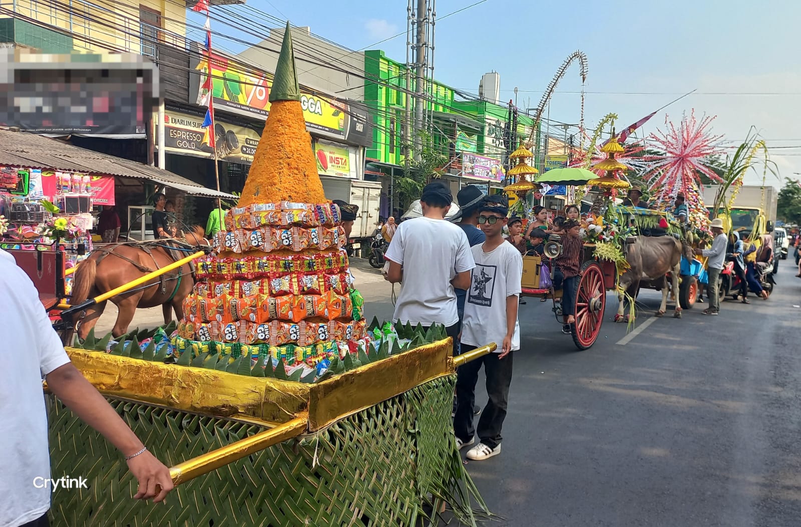"Reksa Jinalaya Purwo" Kirab Adat Tradisi Budaya Bersih Desa Desa Tumpang Kec. Tumpang Tahun 2025
