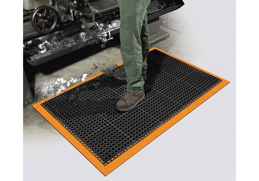 Anti-Slip Mats and Drainage Mats for Wet Areas - Ferndale Safety