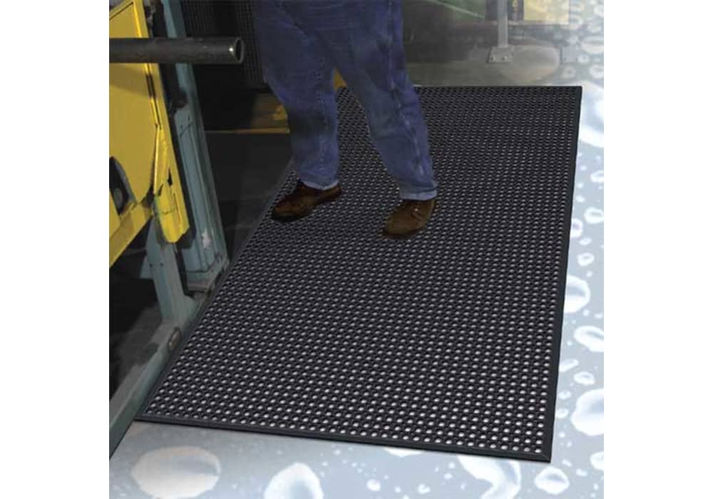 Rubber Floor Mats: What Are They & How Do They Work