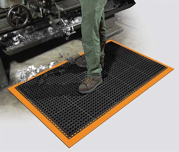 Drainage Anti-Fatigue Rubber Mat and Antibacterial Floor Mat - China  Antibacterial Floor Mats, Anti-Fatigue Drainage Mat