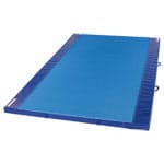 Throw Mat with mesh breather top