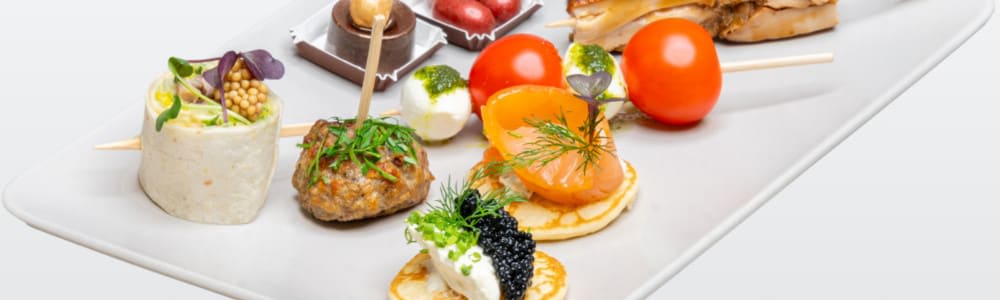 Bilde av tapas og fingermat.