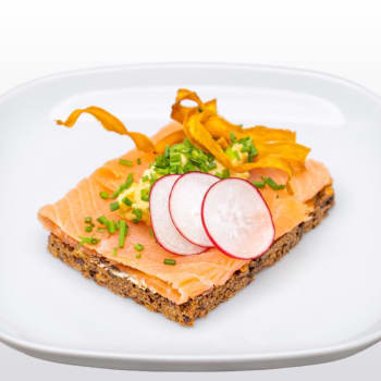 Dansk smørbrød med røkt laks
