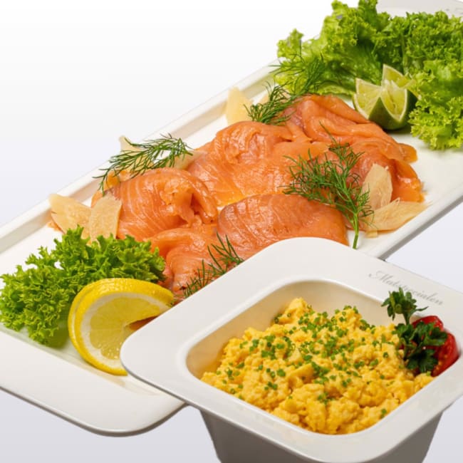 Røkt laks med eggerøre