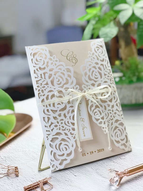 thiệp cưới