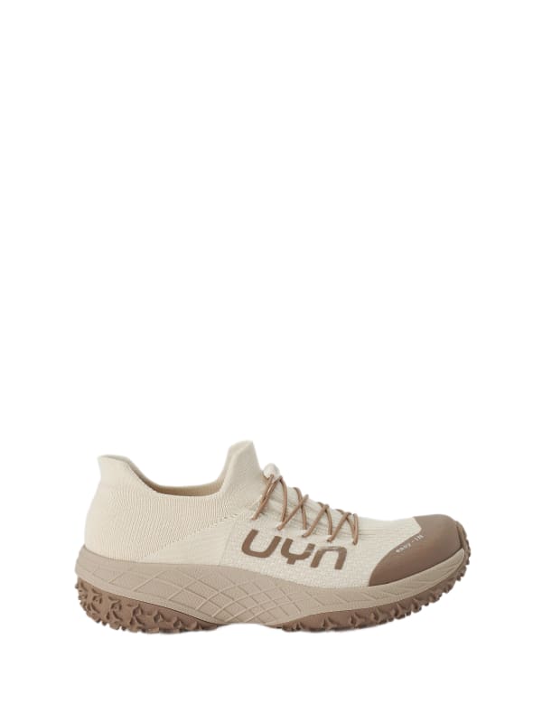 Easy In Beige
