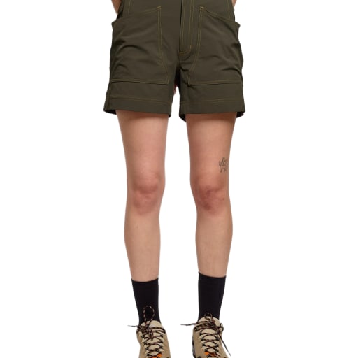 8 Pocket Shorts 02 in Phyllis by Windthrow