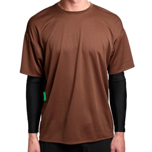 Boxy Compression Training Tee in Espresso/Black by Windthrow