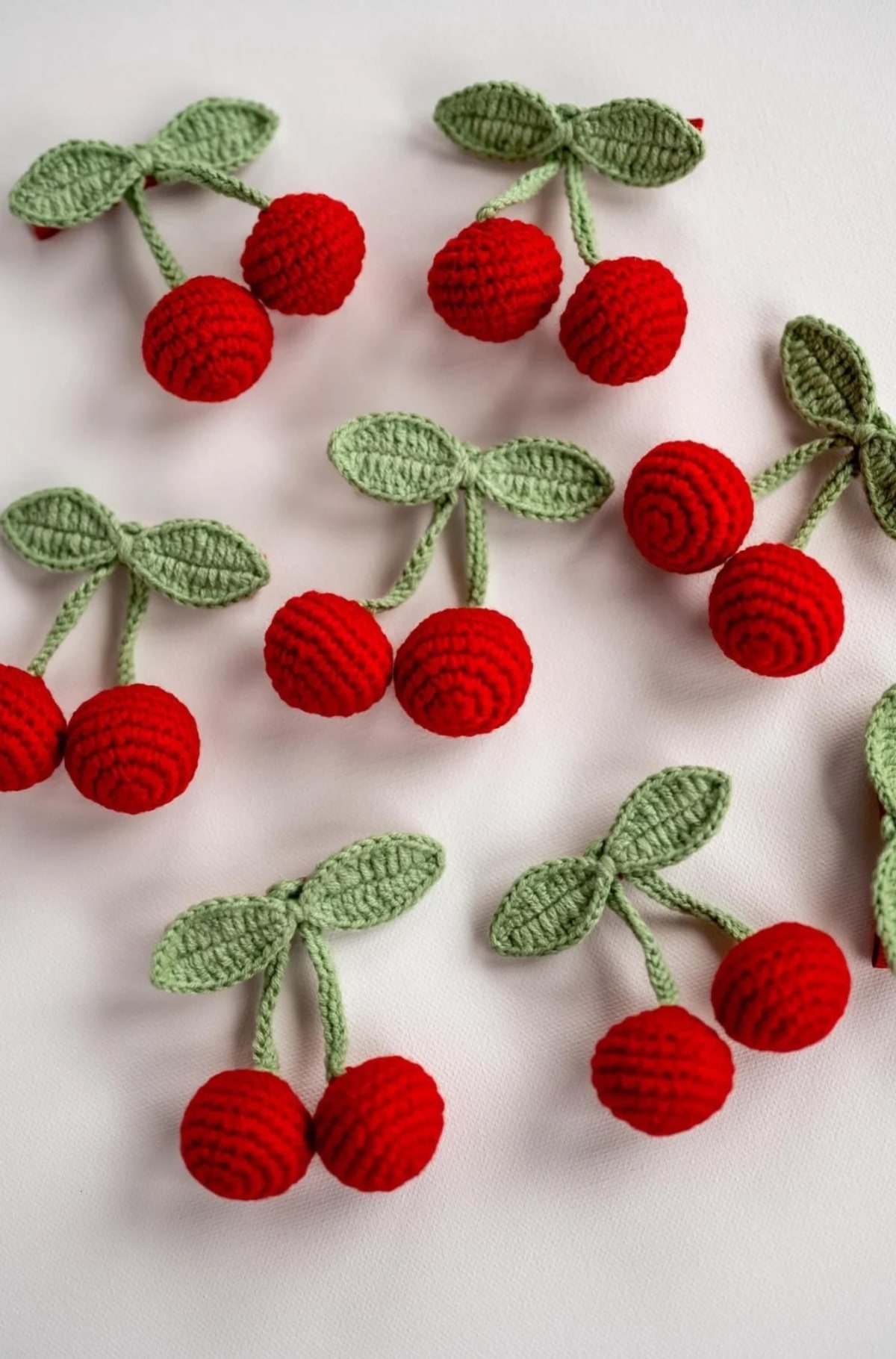 cherry clip — image 1