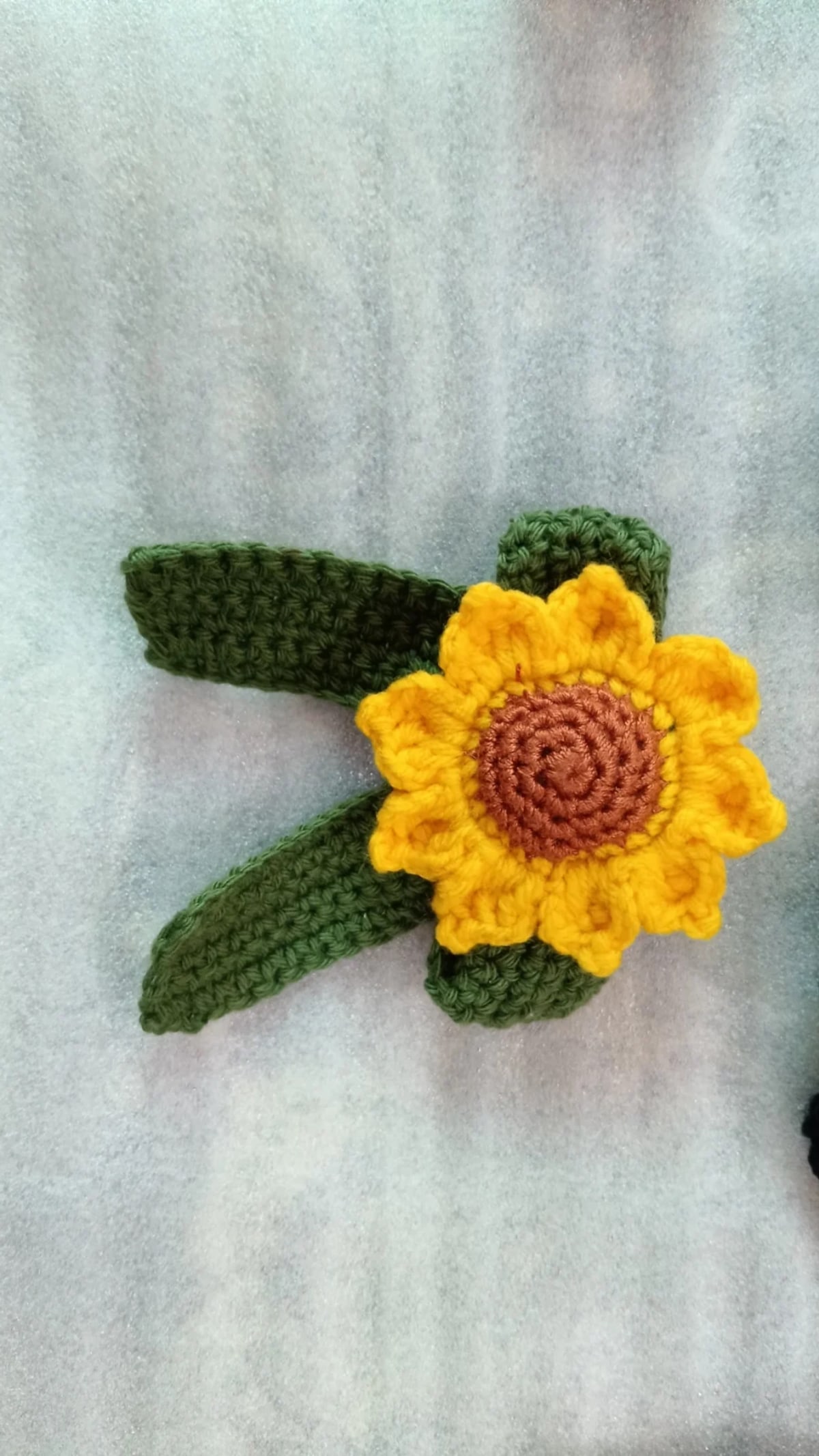 Sunflower bow clip — image 1
