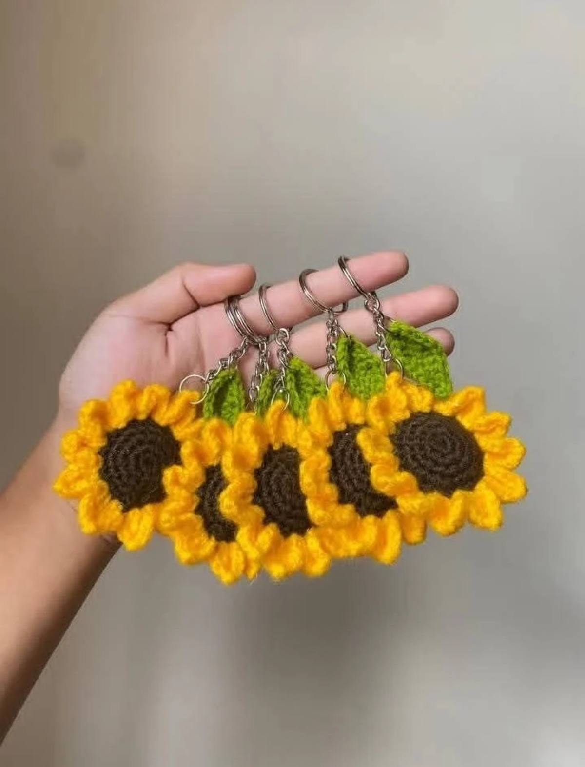 Sunflower keychain — image 2