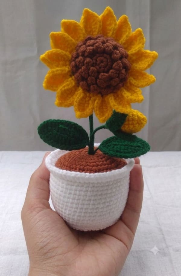 Layered Sunflower pot 