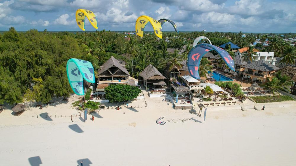 https://res.cloudinary.com/maximumimpactbooking/image/upload/v1764263589/booking/gm69w8yjevjllrj3jugs.jpg