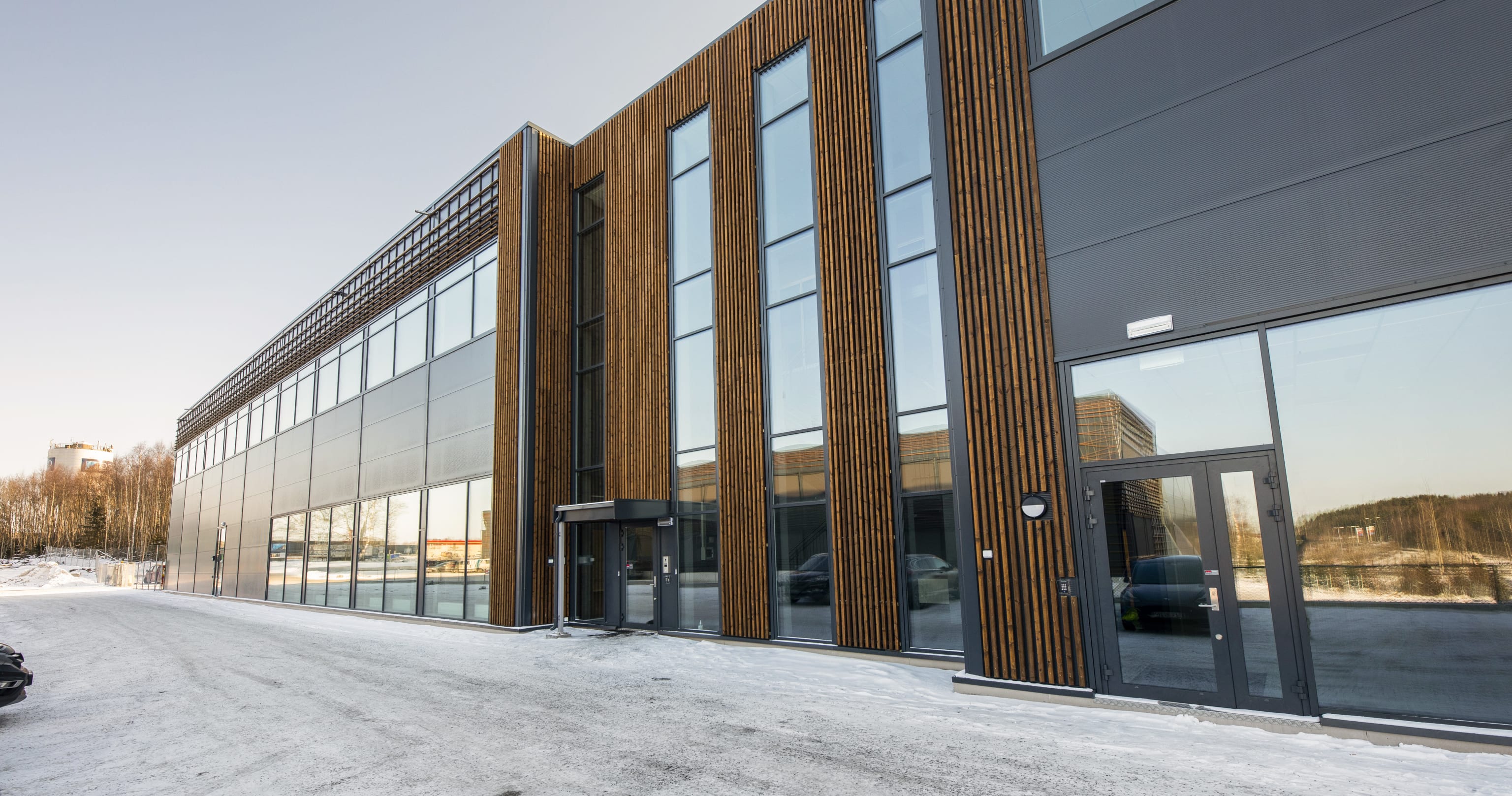 Nybygg del av Vestby Næringspark fasade inngang