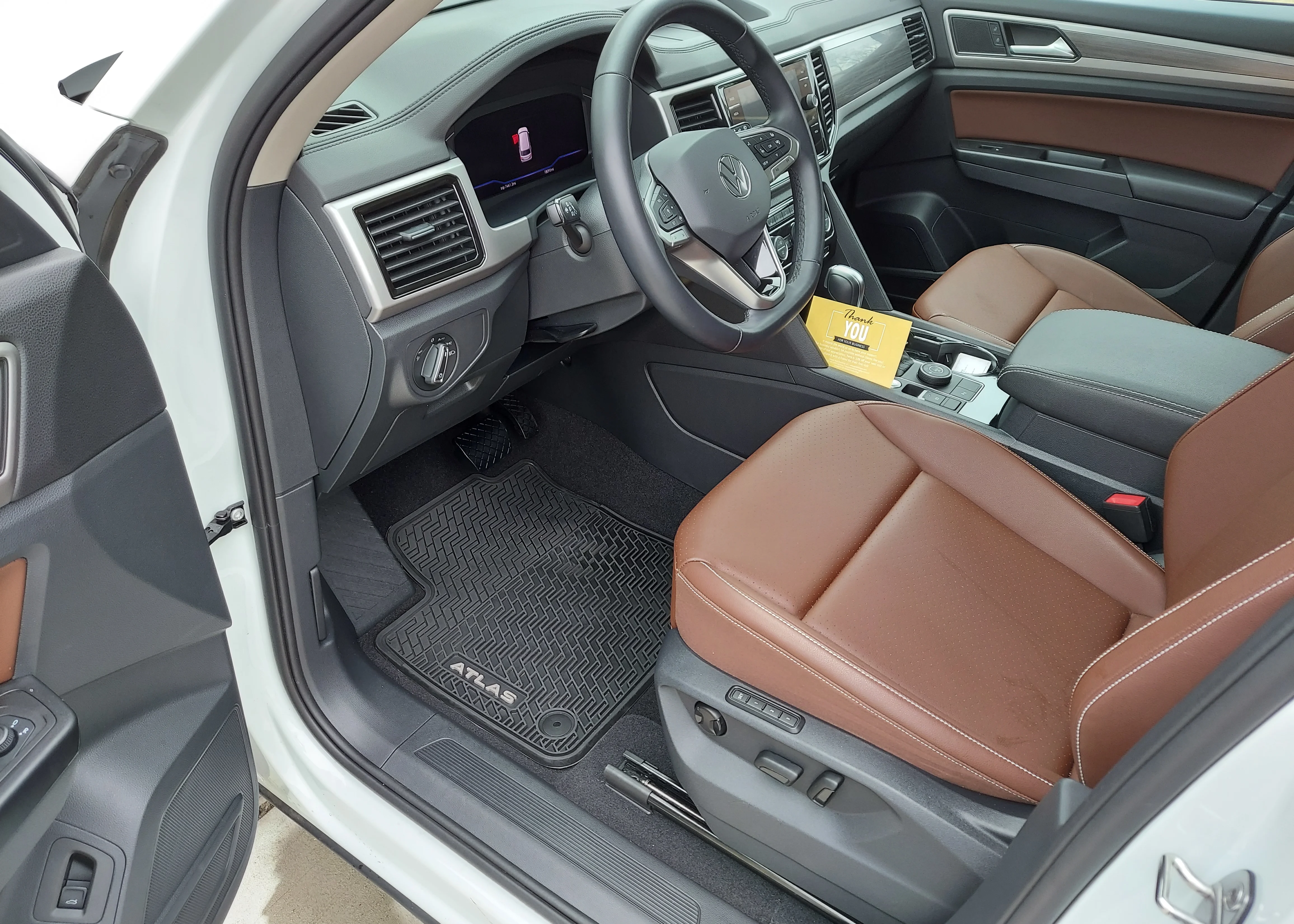 Unlock the Secrets to a Pristine Car Interior: 10 Tips for Effortless Maintenance!