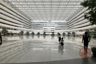 The Government Complex B棟