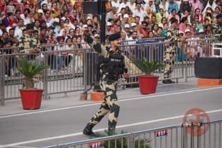 盛り上げ役の兵士