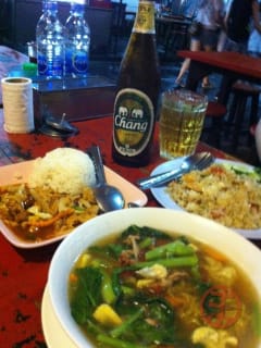 タイ料理とビールで至福のひととき