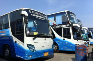 LOMPRAYAH社のバス