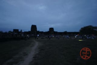 アンコール・ワットの夜明け