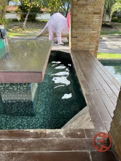 ポンプラバート温泉の無料の足湯コーナー