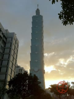 夕景の台北101
