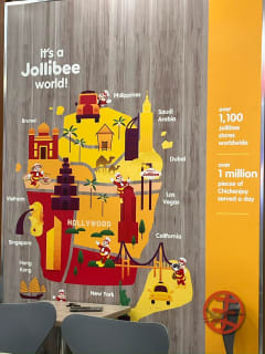 フエでJollibeeを発見