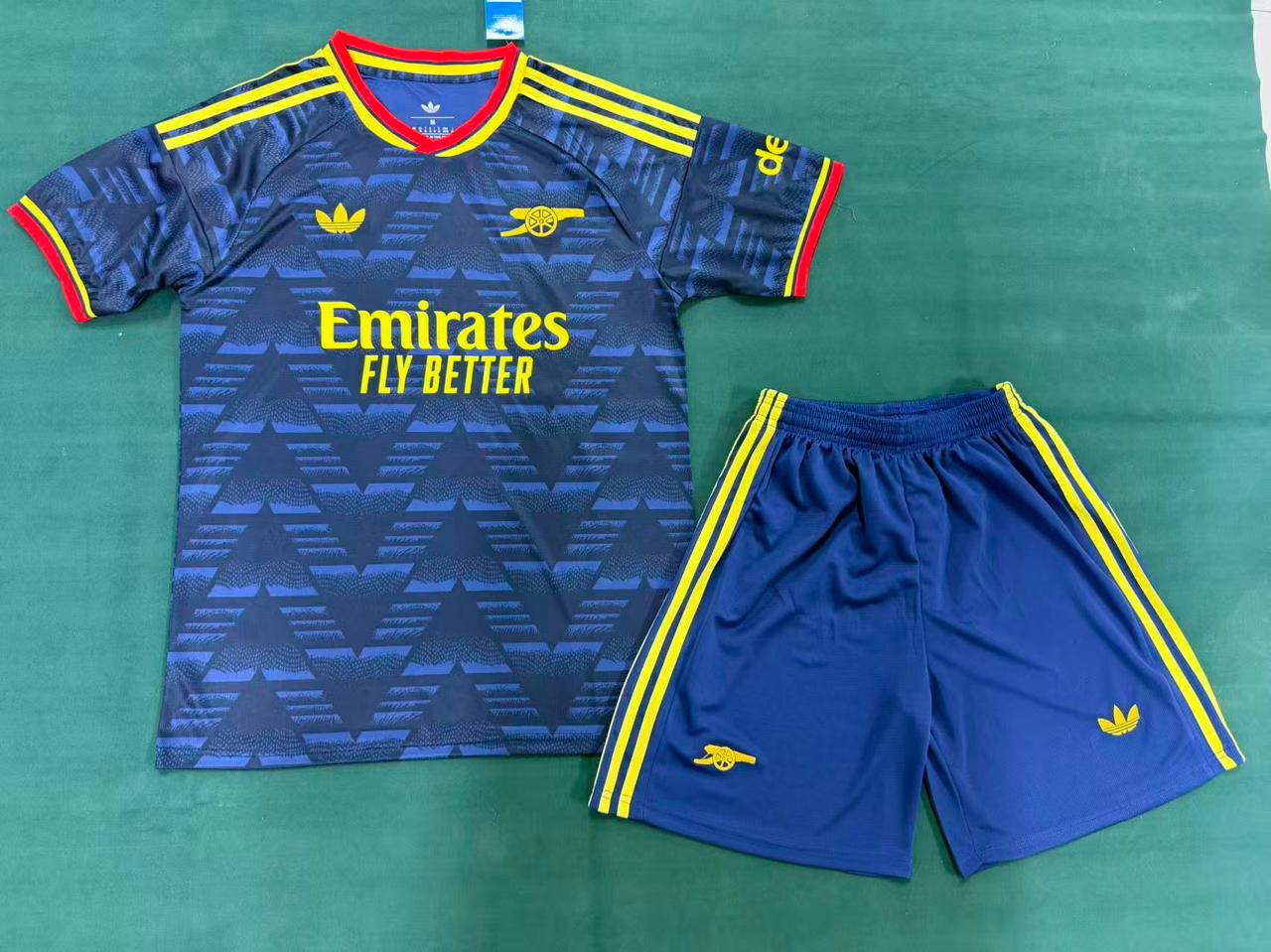 Arsenal Away kit