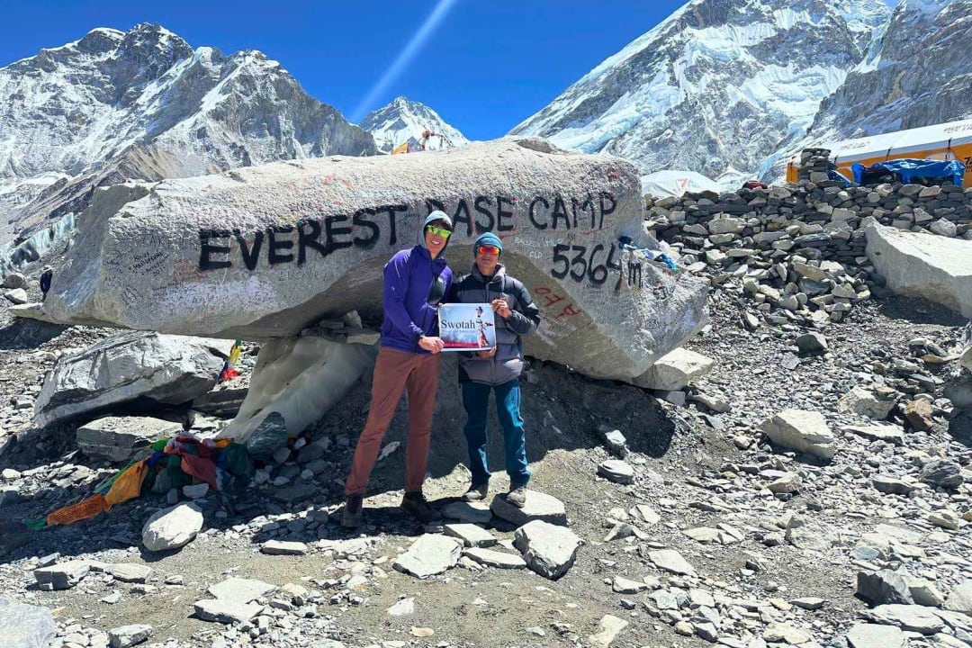 Classic Everest Base Camp Trek: 14 Days, max elevation 5,644 m