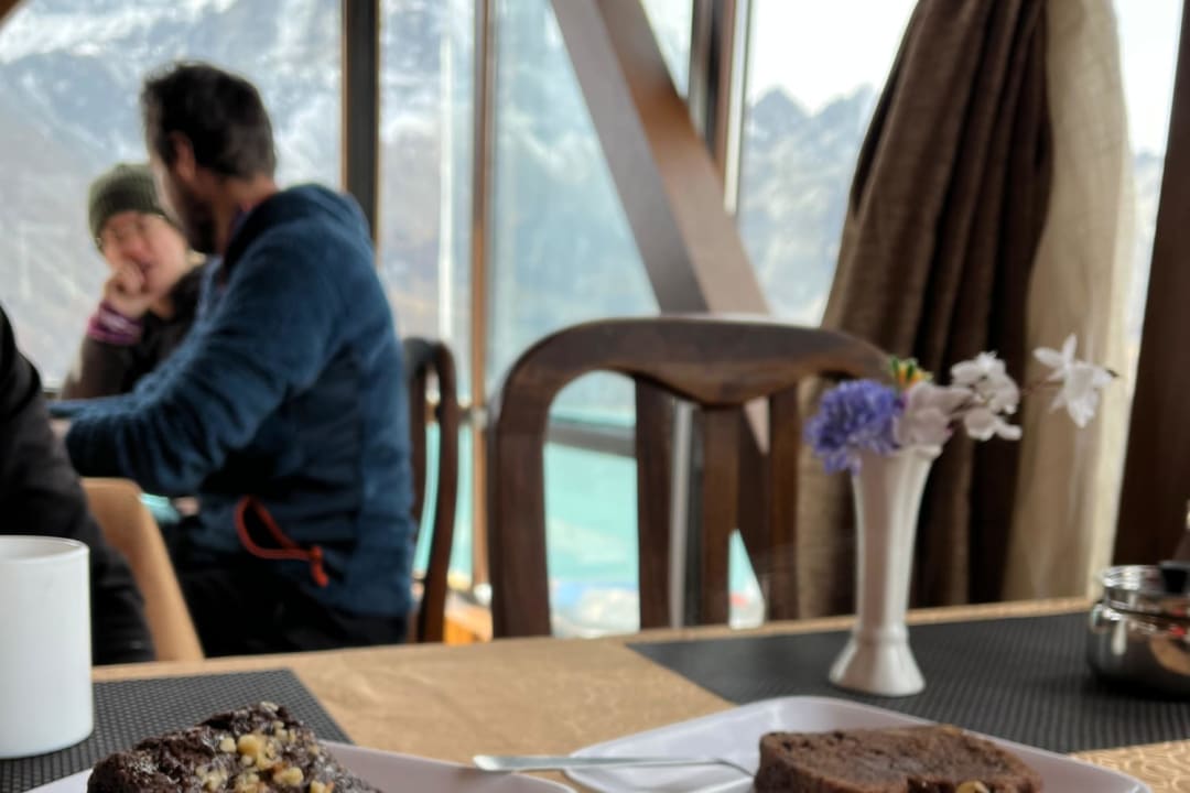 Luxury Everest Base Camp Trek: 14 Days: trail photo