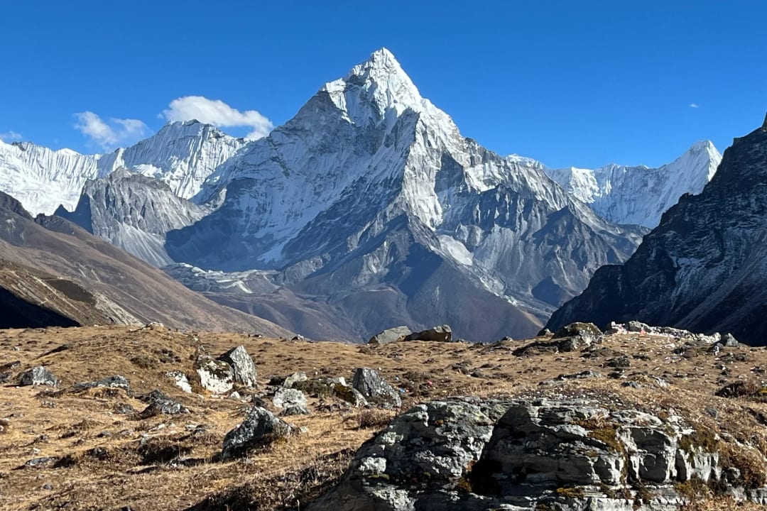 Ama Dablam Base Camp, max elevation 4,600 m