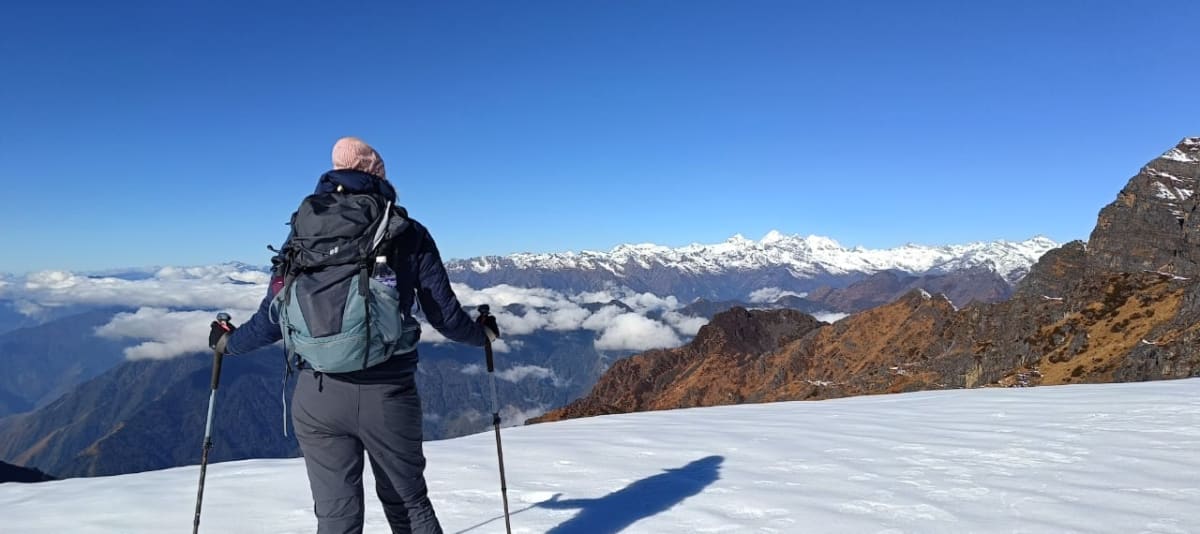 Namche Bazaar's terraced amphitheatre of lodges at 3,440 m in the Khumbu