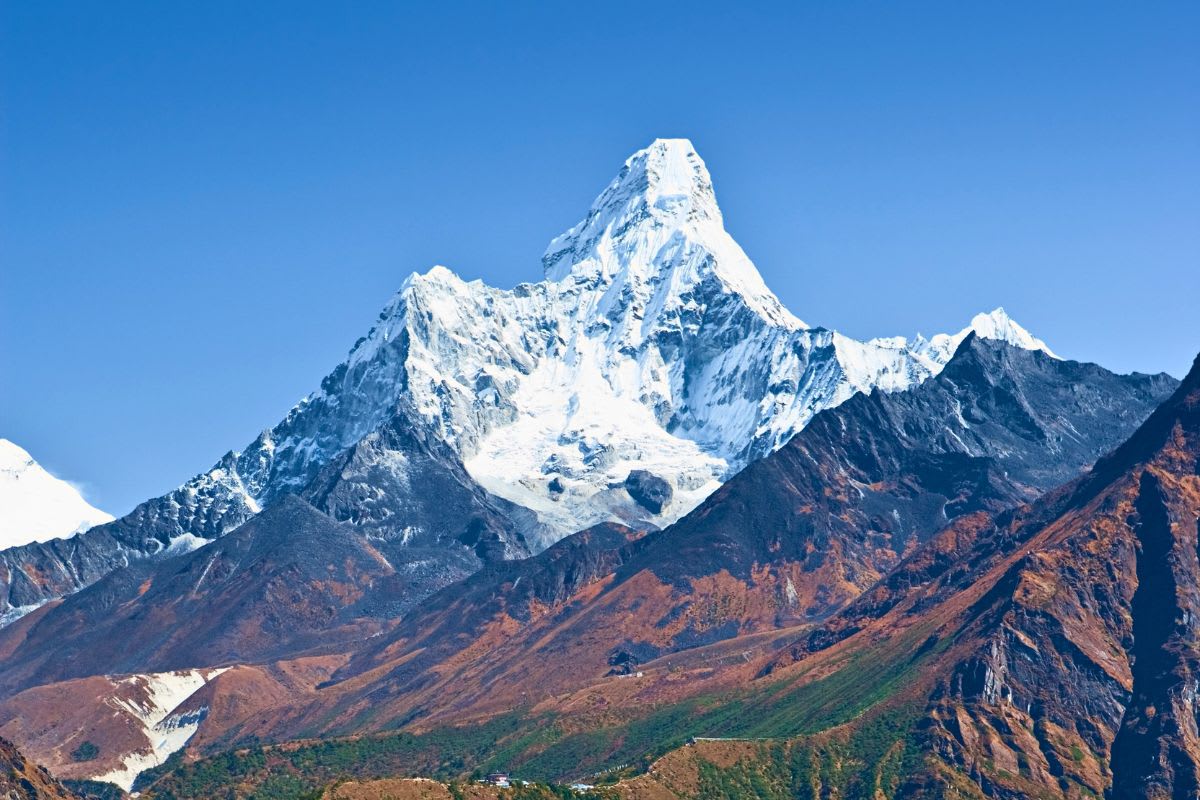 amadablam peak