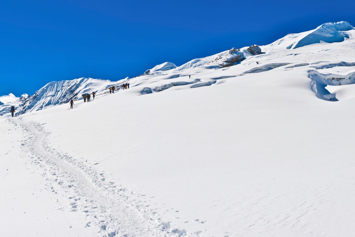 mera peak climbing