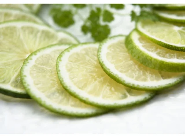 Cheesecake με άρωμα lime - Η έκπληξη! recipe