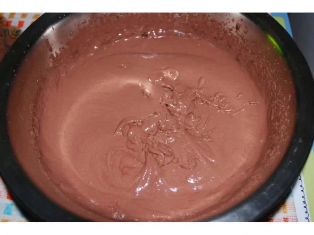 Μους με σοκολάτα που κάνει... μουυυυ! recipe