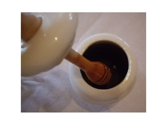 πιτούλες με μυζήθρα και μέλι  - Finger... Dessert! recipe