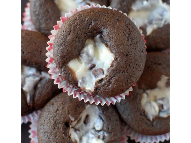 μάφιν με γέμιση και choc chips recipe