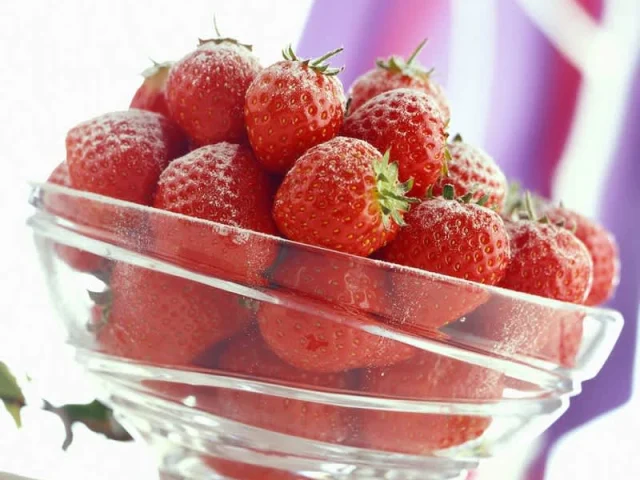 γλάσο φράουλας recipe